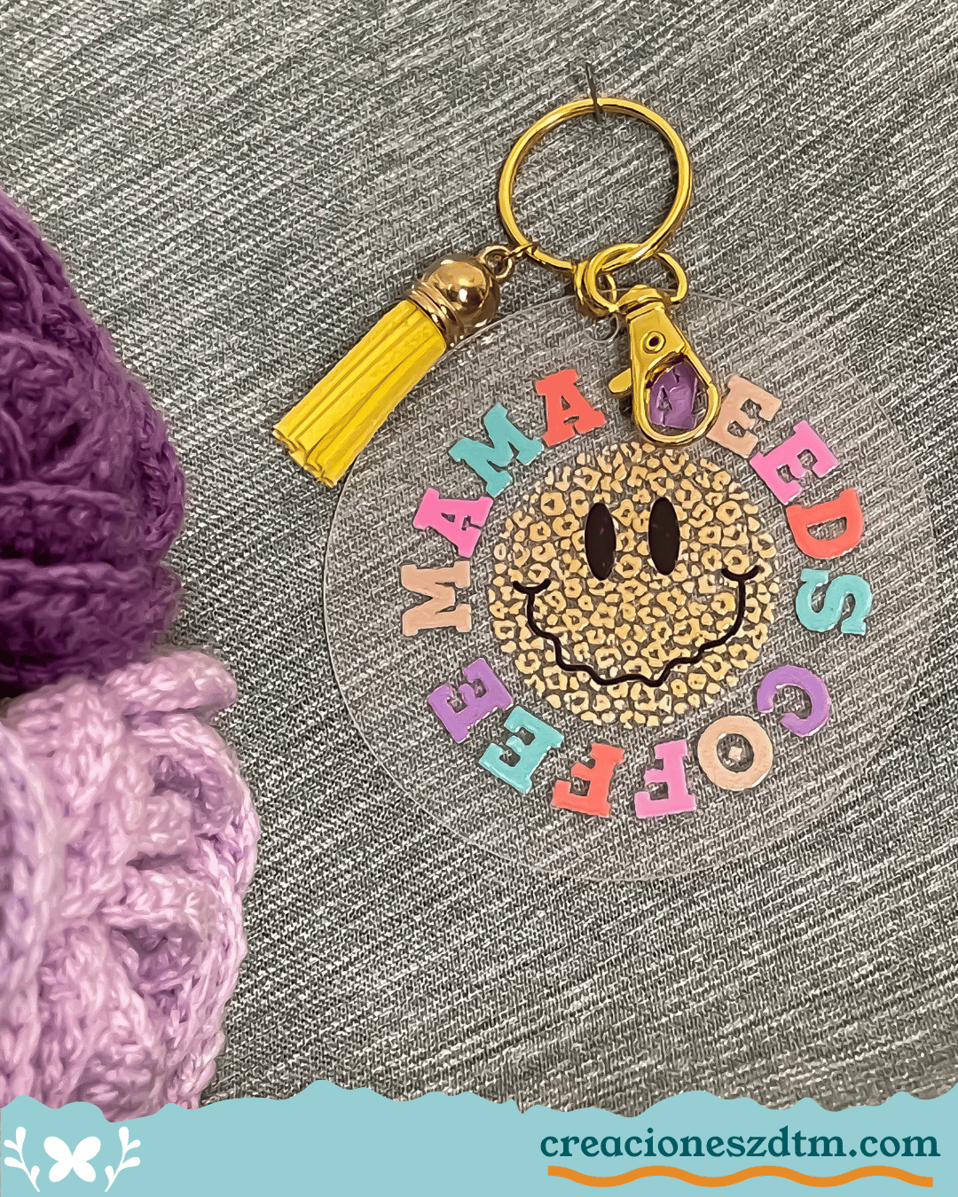 Mama Needs coffee Keychain - Creaciones ZDTM