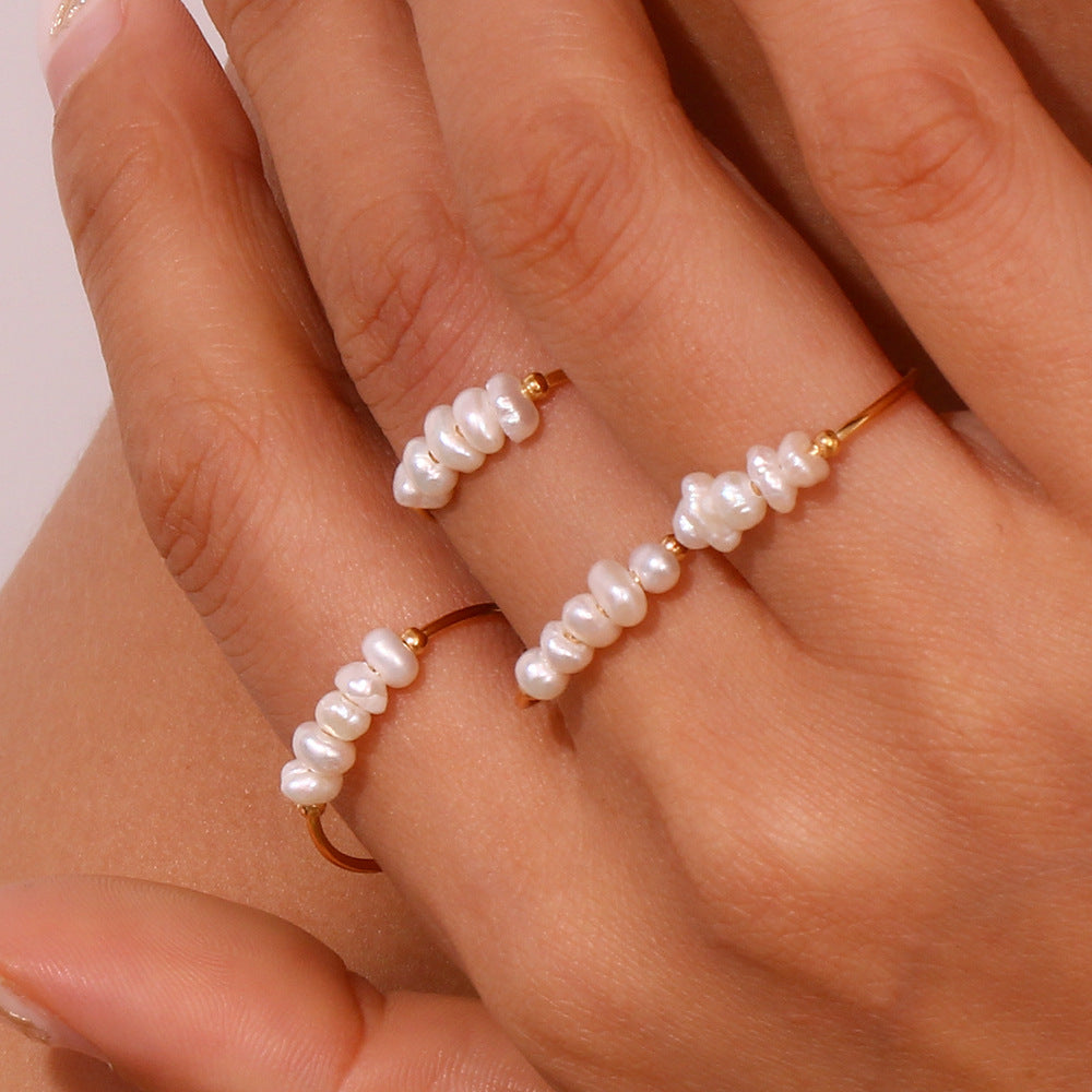 Lots_of_Pearls_Ring