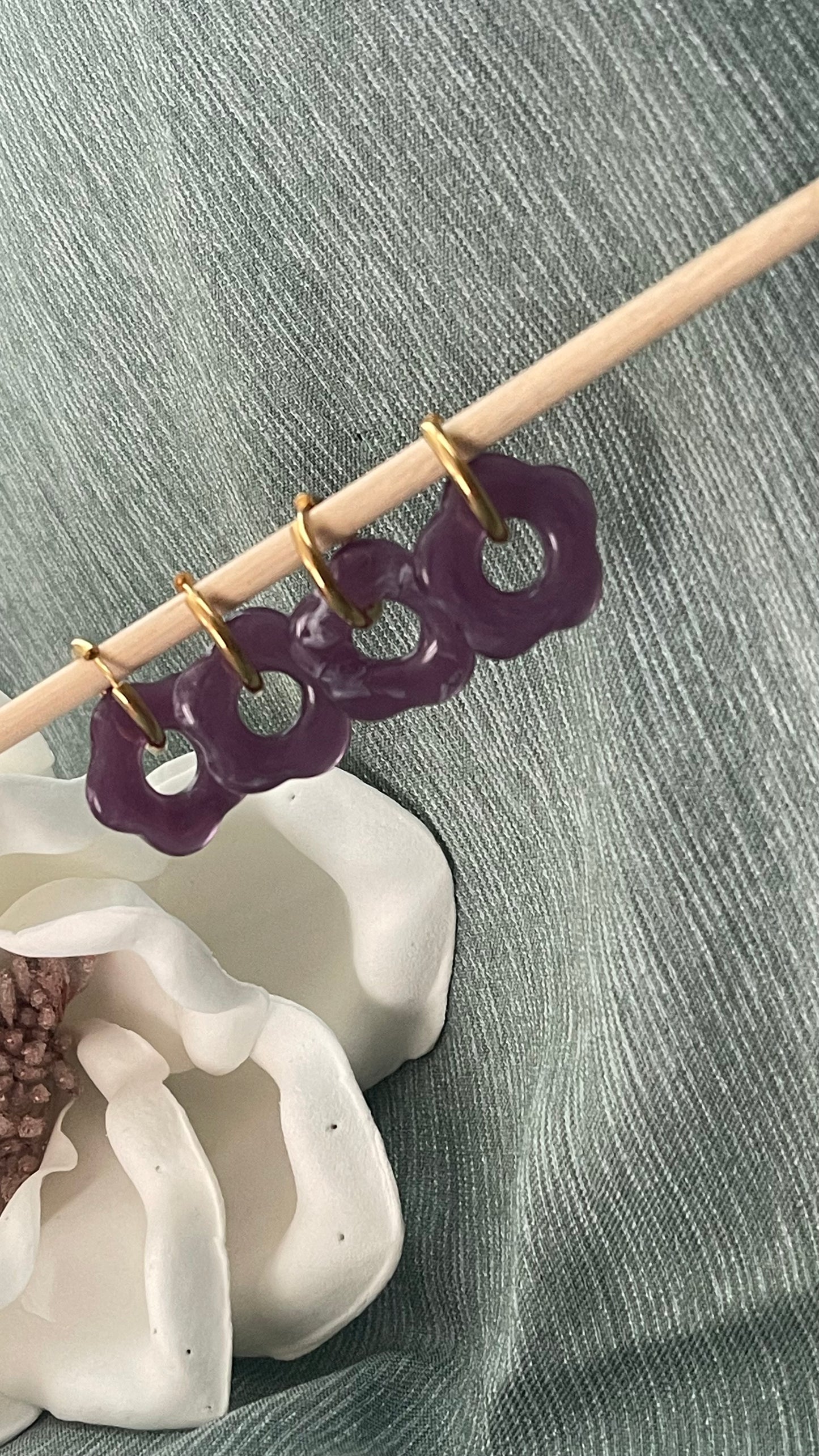Purple Funky Flower Earrings - Creaciones ZDTM